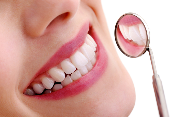 Tiêu chí quan trọng nhất sau khi làm xong răng sứ là phải đảm bảo sức khỏe và sở hữu nụ cười đẹp